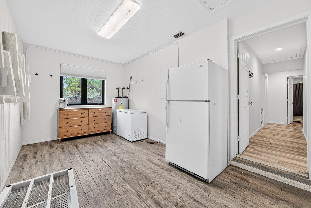 2741 Buck Ridge Trail Loxahatchee, FL 33470 - Photo 19 of 38 Tack room for 6 stall barn