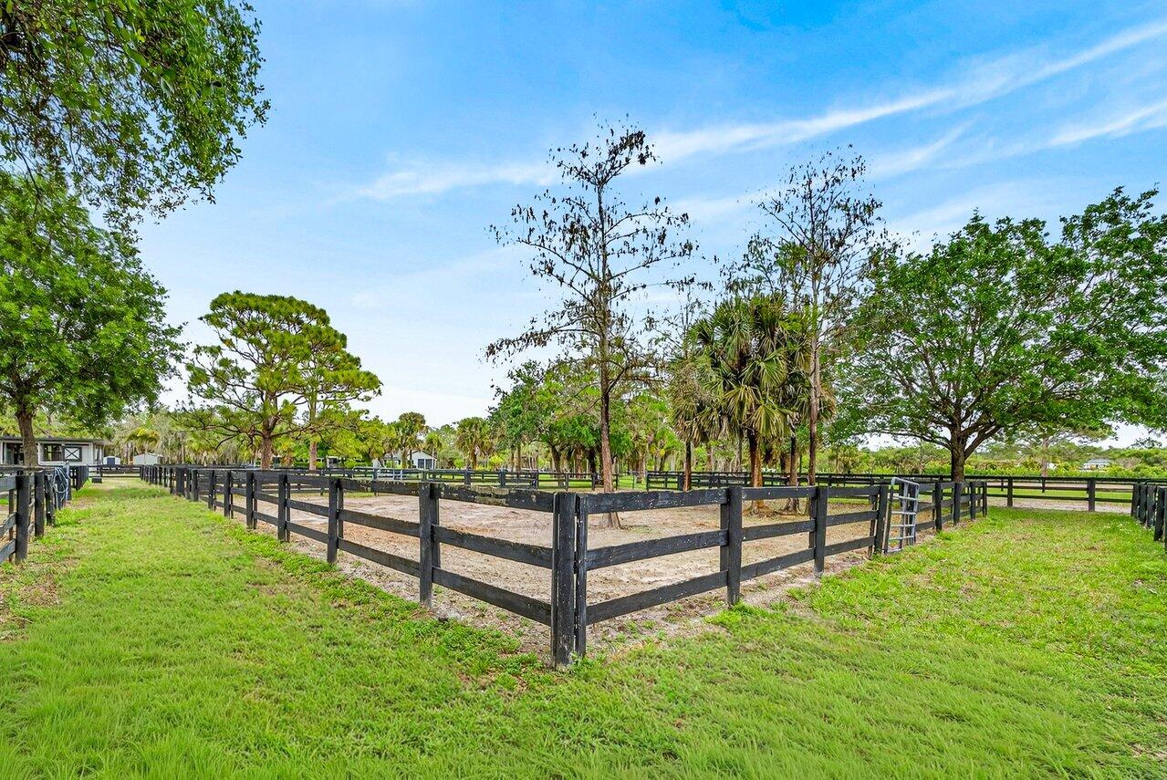 2741 Buck Ridge Trail Loxahatchee, FL 33470 - Photo 26 of 38 Paddocks