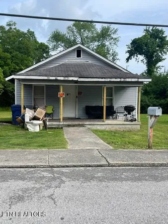 $129,999 | 622 Siluria Street, Harriman, TN 37748