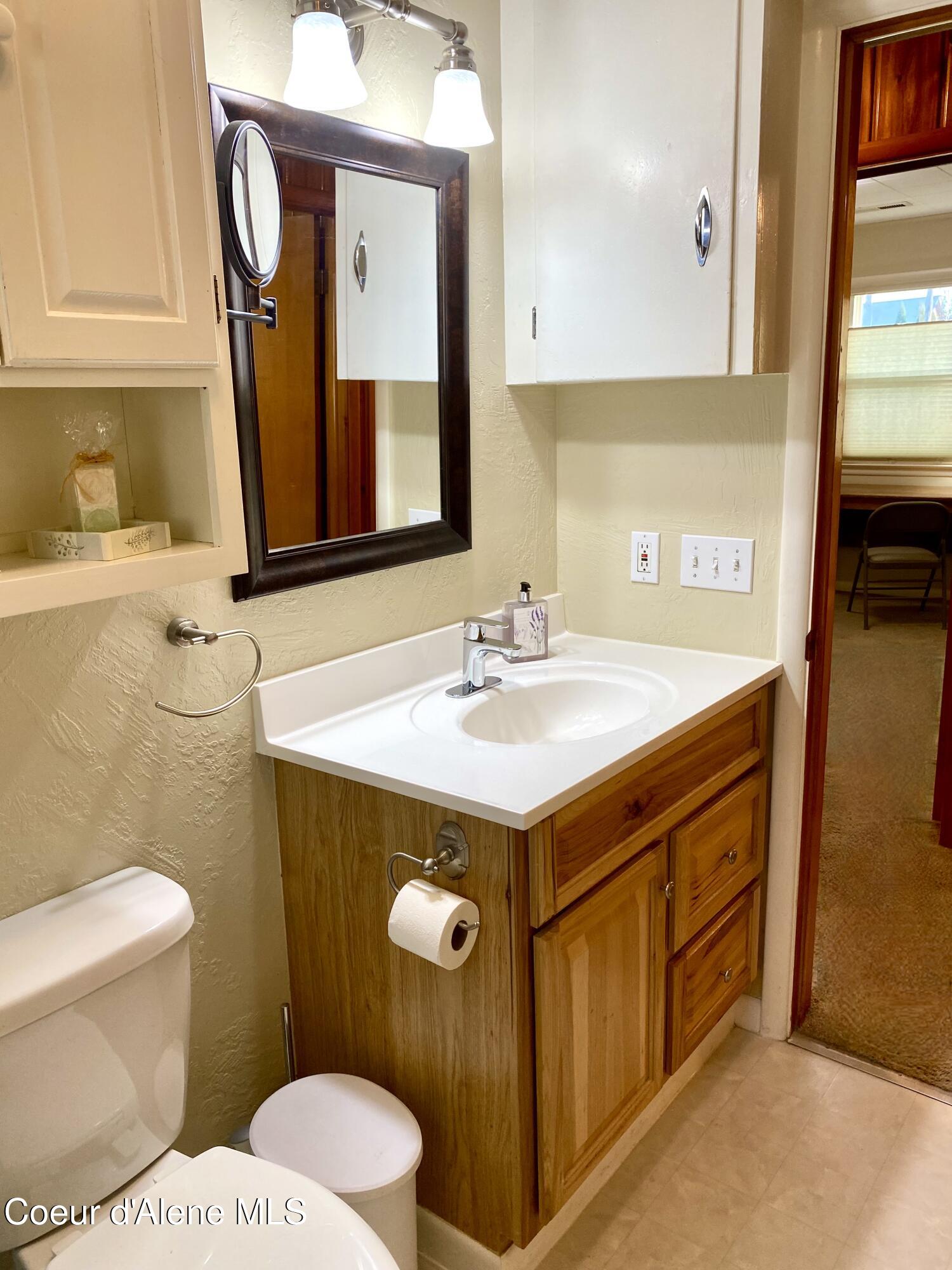 61 Whiskey Jack Road Sandpoint, ID 83864 - Photo 35 of 59 Bath