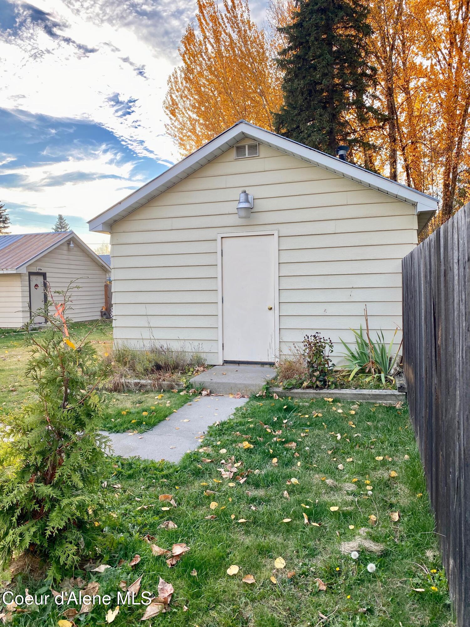 61 Whiskey Jack Road Sandpoint, ID 83864 - Photo 44 of 59 Back Yard 8