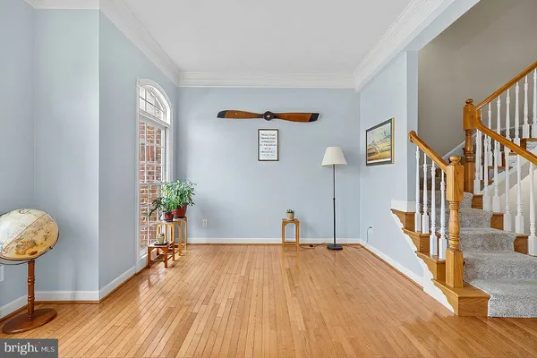 $5,800 | 5187 Brawner Place, Alexandria, VA 22304