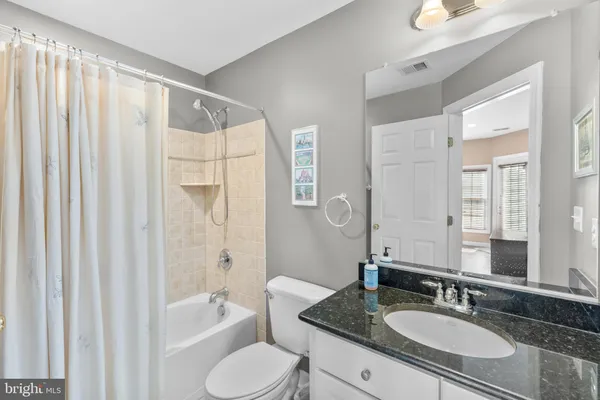 $5,800 | 5187 Brawner Place, Alexandria, VA 22304