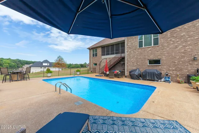 $619,000 | 325 Ridgewood Drive, Henderson, TN 38340