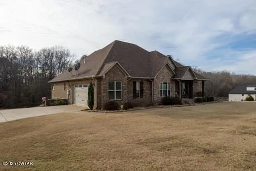 $619,000 | 325 Ridgewood Drive, Henderson, TN 38340