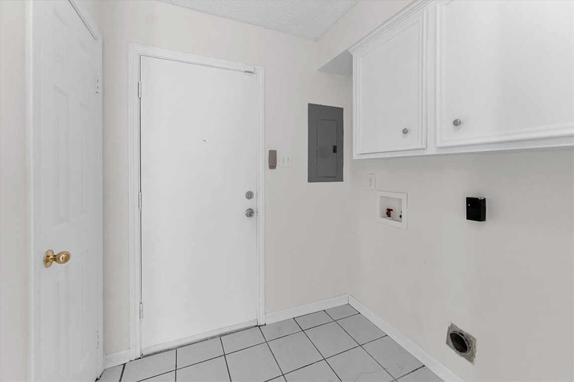 19535 Enchanted Oaks Drive Spring, TX 77388 - Photo 20 of 42 Laundry area