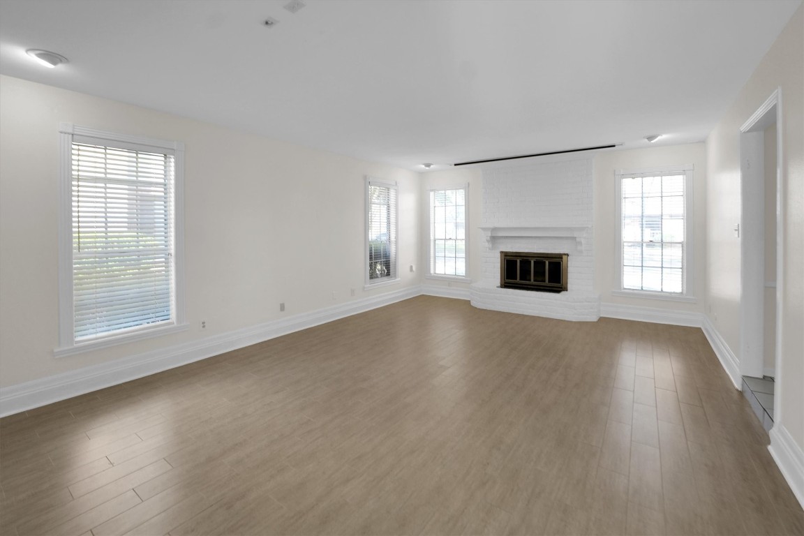 19535 Enchanted Oaks Drive Spring, TX 77388 - Photo 9 of 42 Formal living