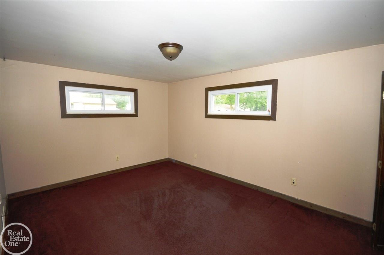 2914 Simpson Drive Rochester Hills, MI 48309 - Photo 11 of 13