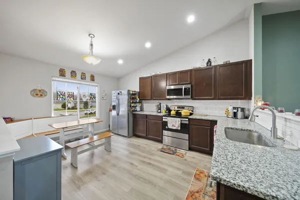 $265,000 | 159 St Clair Circle, Brooklyn, MI 49230