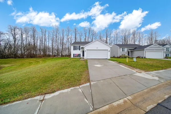$265,000 | 159 St Clair Circle, Brooklyn, MI 49230
