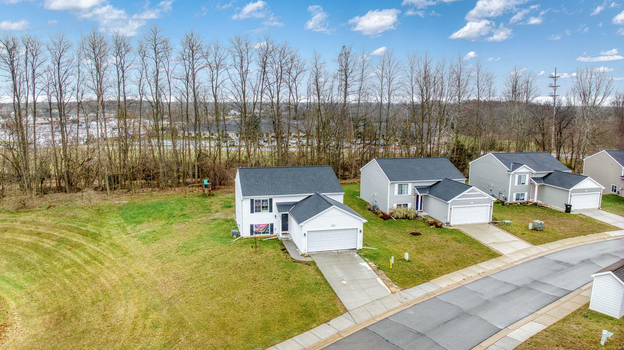 159 St Clair Circle Brooklyn, MI 49230 - Photo 3 of 39 36-web-or-mls-DJI_0248_HDR