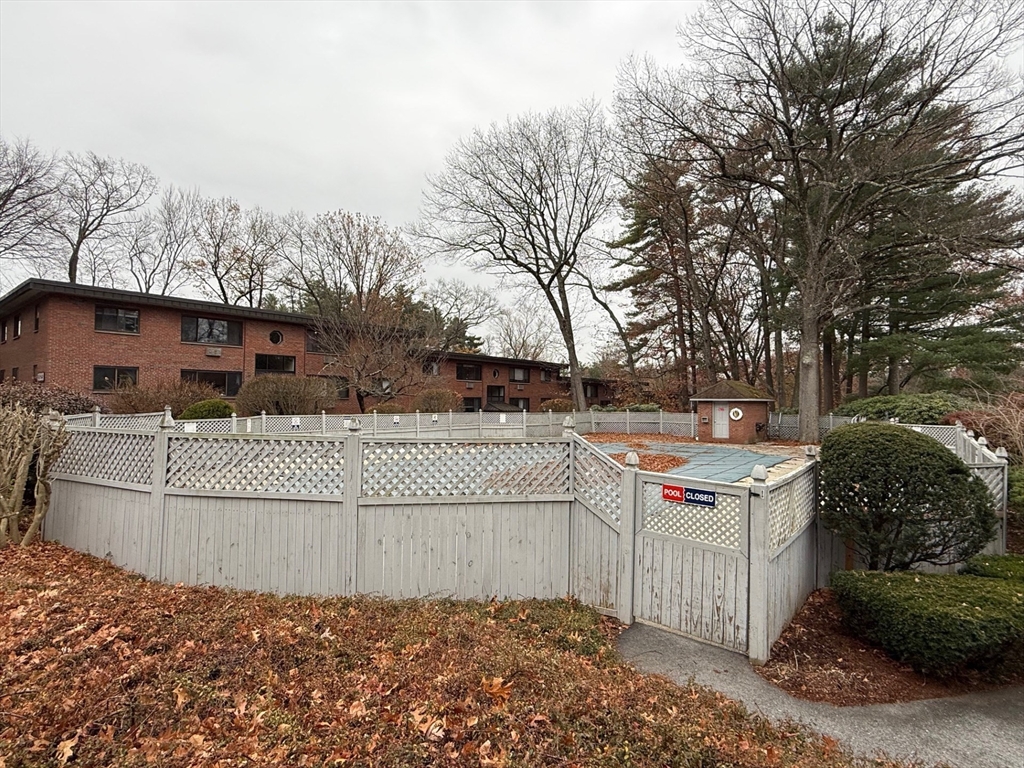 1325 Worcester Road, Unit D8 Framingham, MA 01701 - Photo 18 of 20 a view of a entrance gate of a house