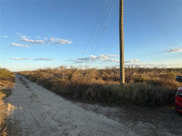 $1,595,000 | 627 Raulerson Road, Frostproof, FL 33843