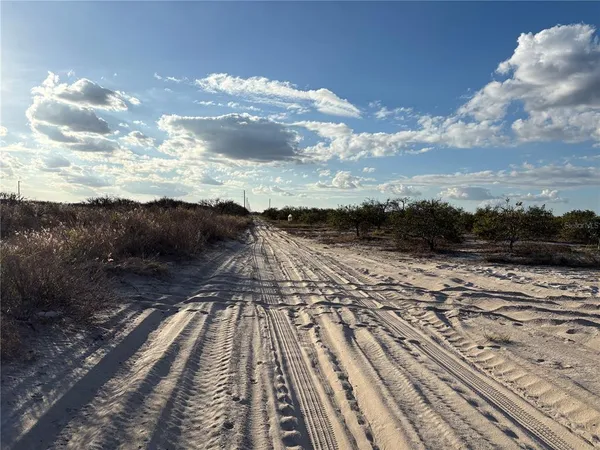 $1,595,000 | 627 Raulerson Road, Frostproof, FL 33843