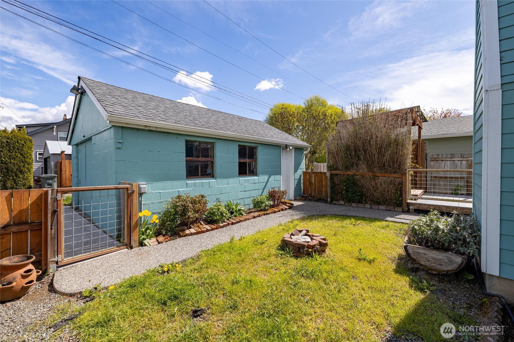 2836 Patton Street Bellingham, WA 98225 - Photo 29 of 40 a view of a house with backyard and sitting area