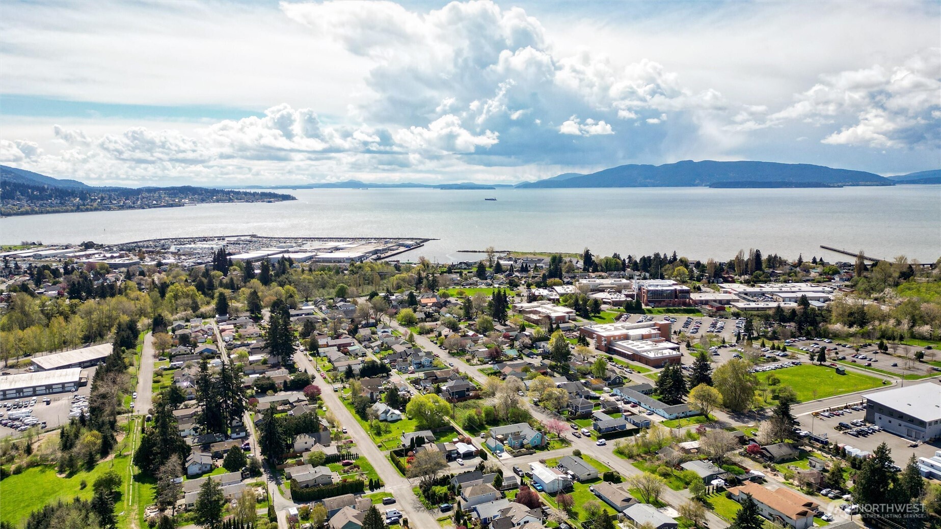 2836 Patton Street Bellingham, WA 98225 - Photo 39 of 40 a view of a city