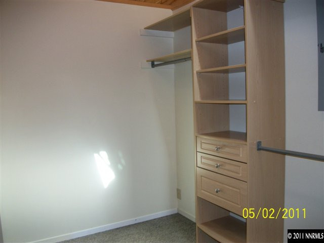 2830 Bullfrog Road Reno, NV 89521 - Photo 7 of 13 a view of walk in closet