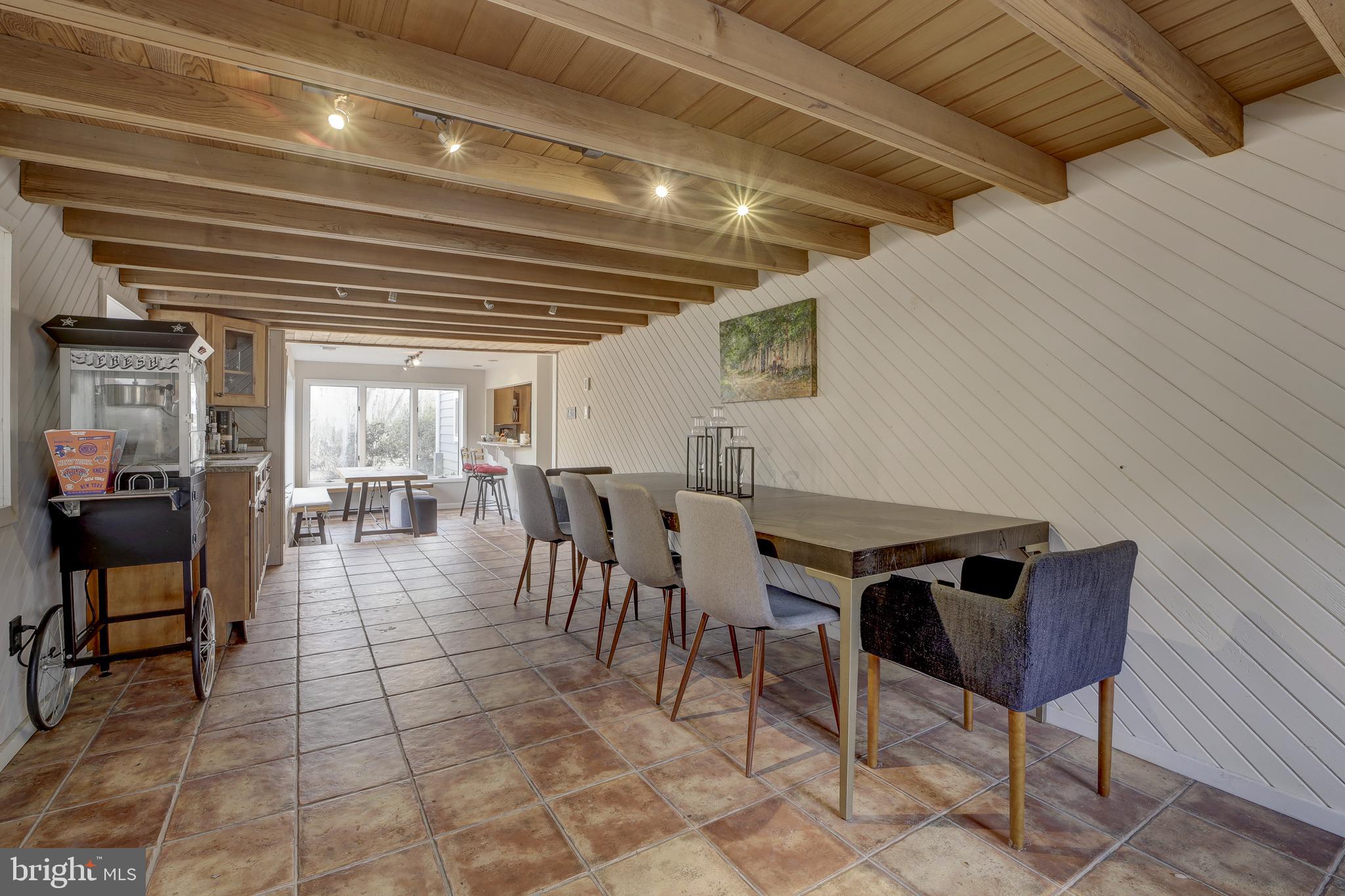 10600 Hunter Station Road Vienna, VA 22181 - Photo 11 of 30