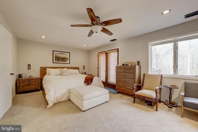 $5,490 | 10600 Hunter Station Road, Vienna, VA 22181