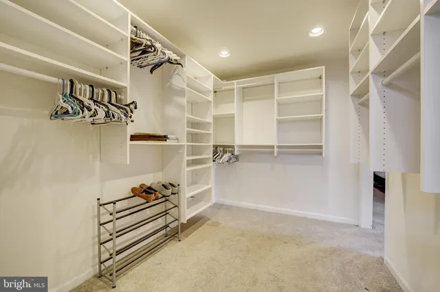 $5,490 | 10600 Hunter Station Road, Vienna, VA 22181