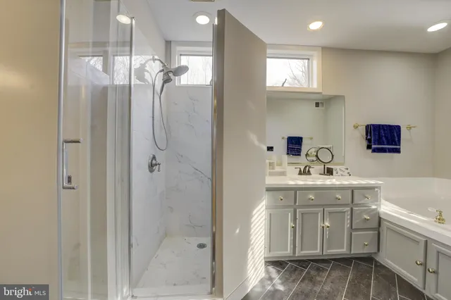 $5,490 | 10600 Hunter Station Road, Vienna, VA 22181