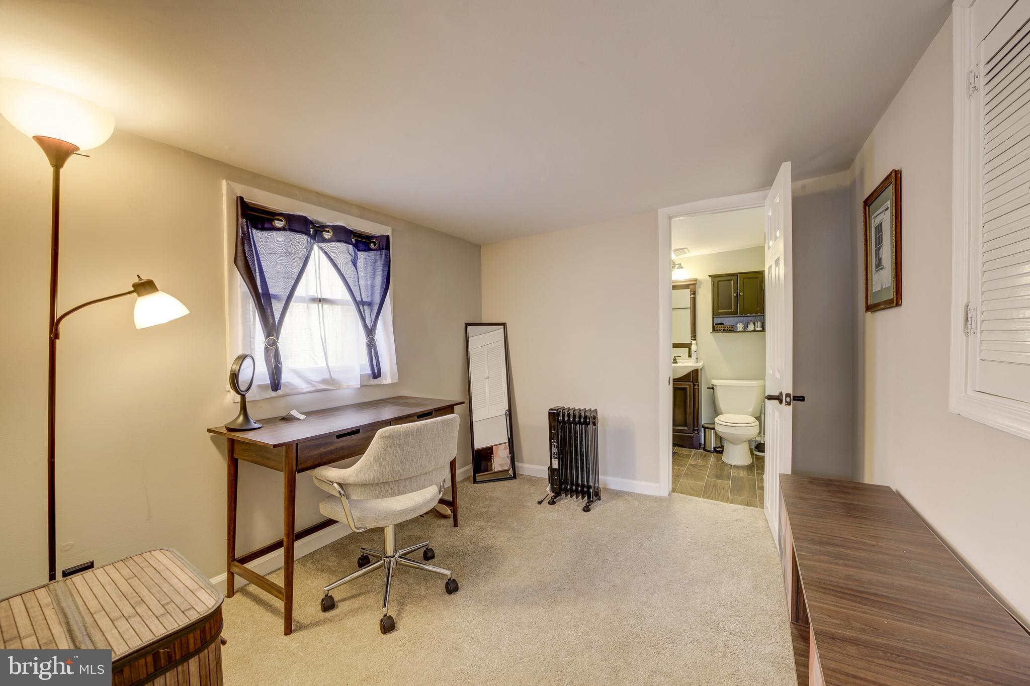 10600 Hunter Station Road Vienna, VA 22181 - Photo 19 of 30