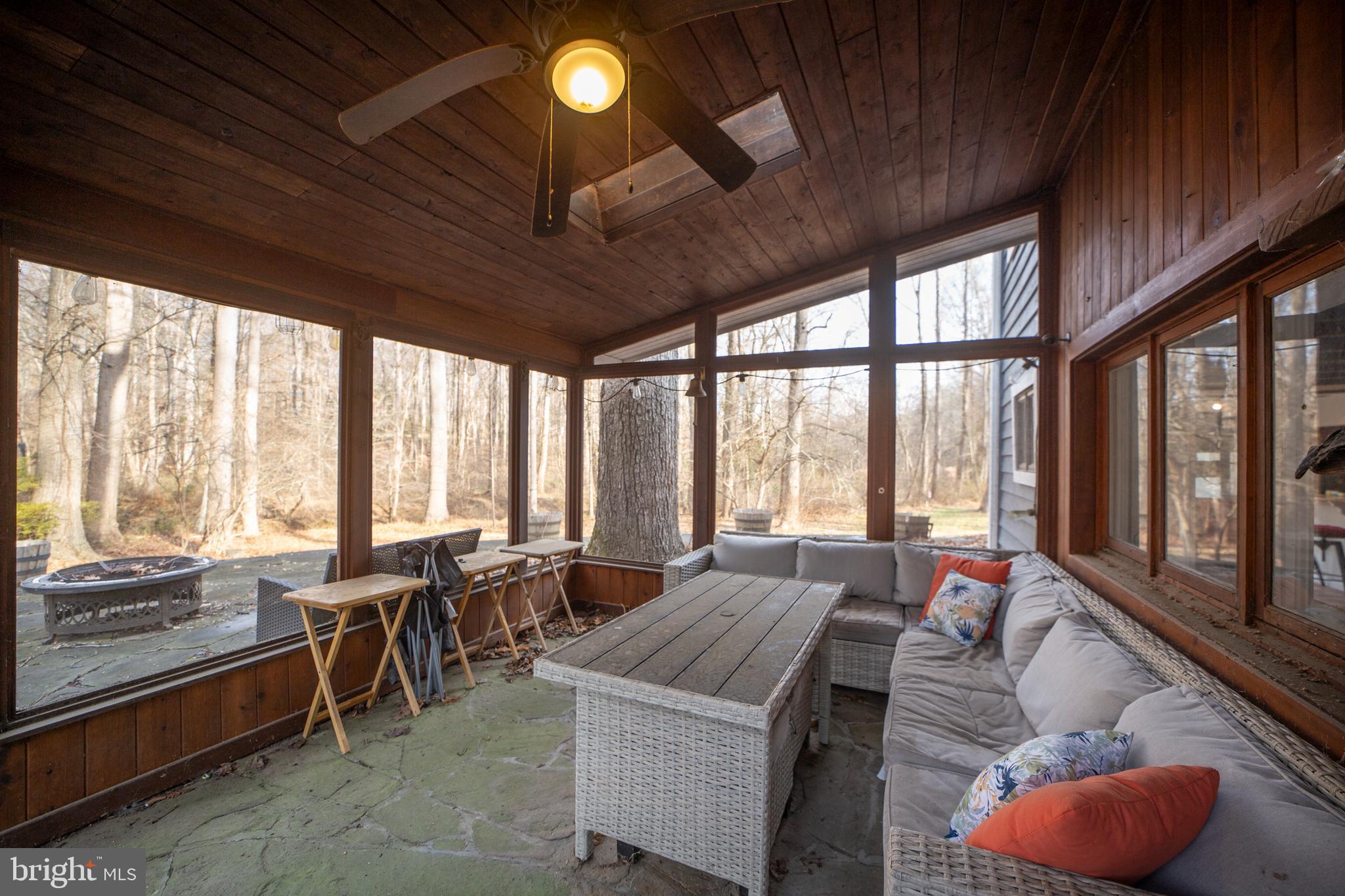 10600 Hunter Station Road Vienna, VA 22181 - Photo 23 of 30