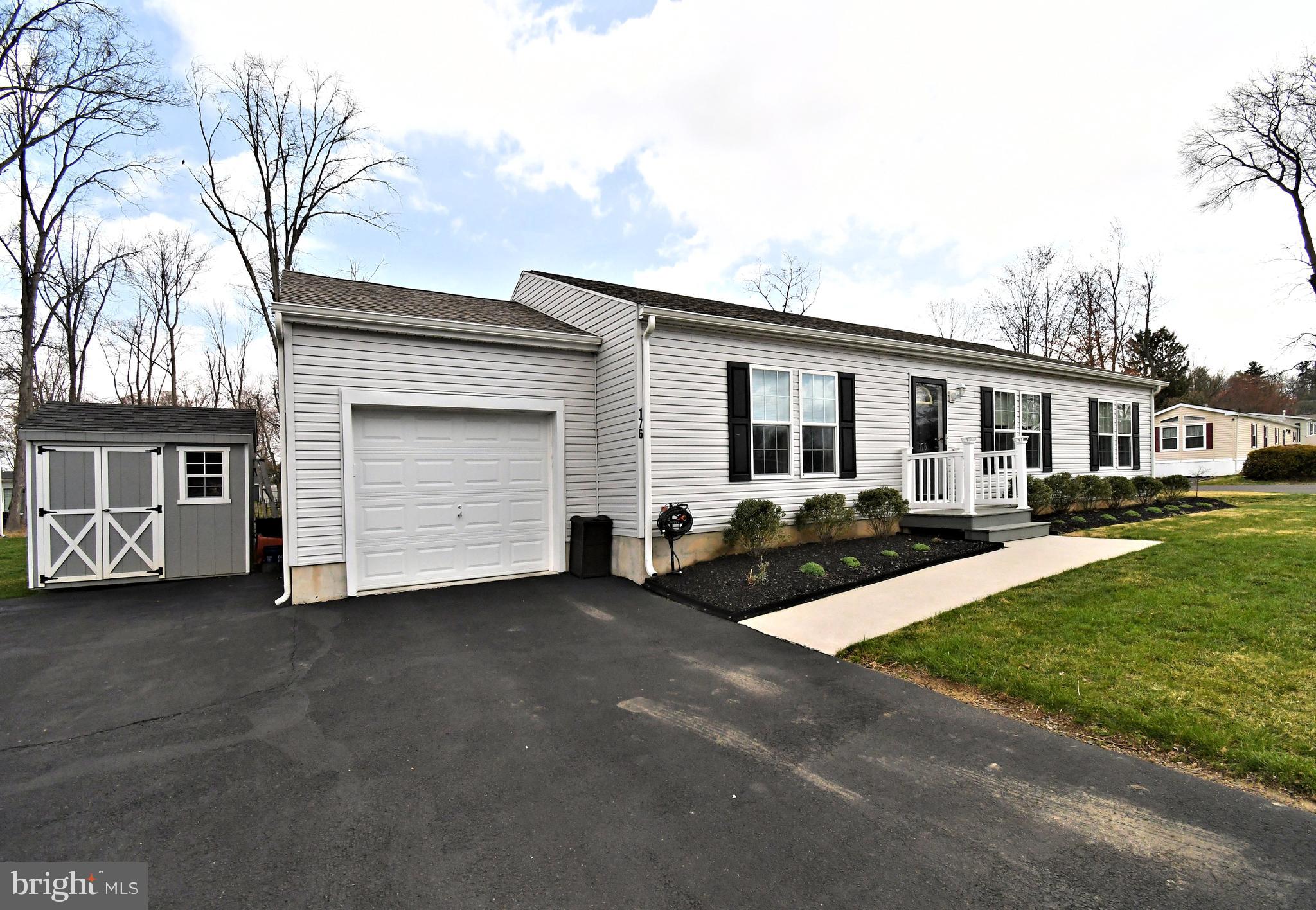 176 Hemlock Drive Doylestown, PA 18901 - Photo 2 of 59