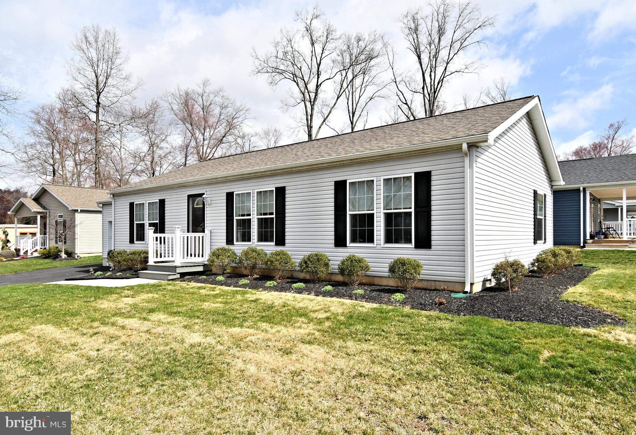 176 Hemlock Drive Doylestown, PA 18901 - Photo 3 of 59