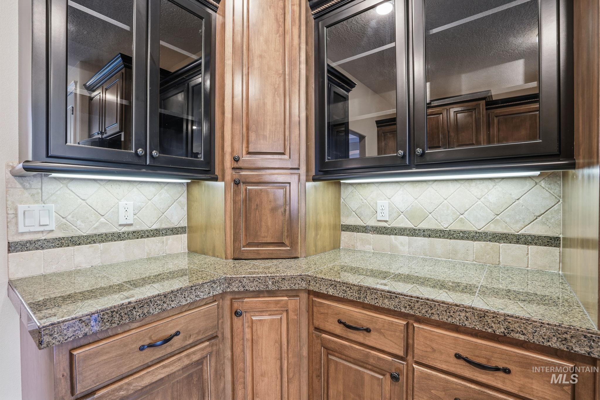 1007 West Oakhampton Drive Eagle, ID 83616 - Photo 23 of 44