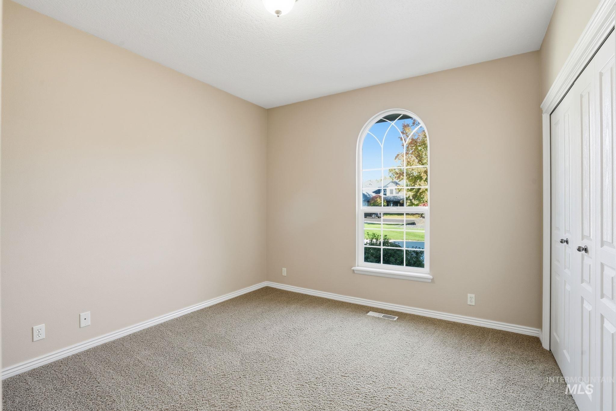 1007 West Oakhampton Drive Eagle, ID 83616 - Photo 29 of 44