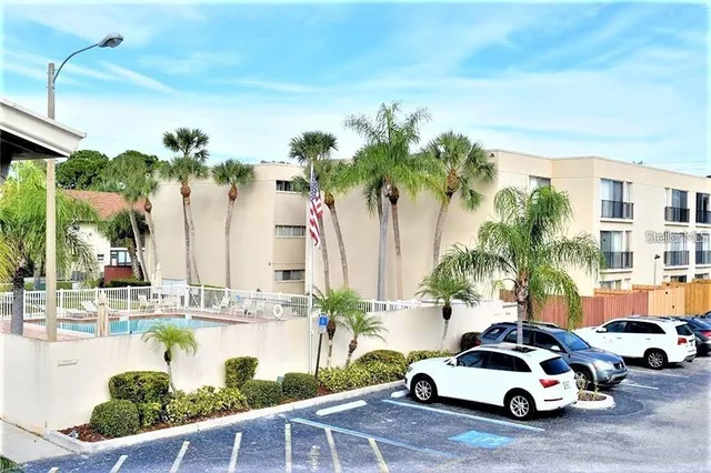 $1,500 | 2763 Woodgate Lane, Unit 108, Sarasota, FL 34231