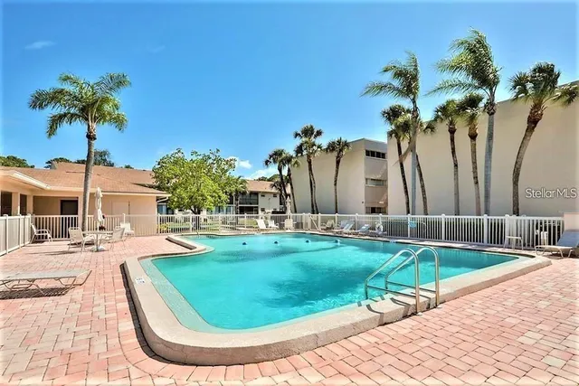$1,500 | 2763 Woodgate Lane, Unit 108, Sarasota, FL 34231