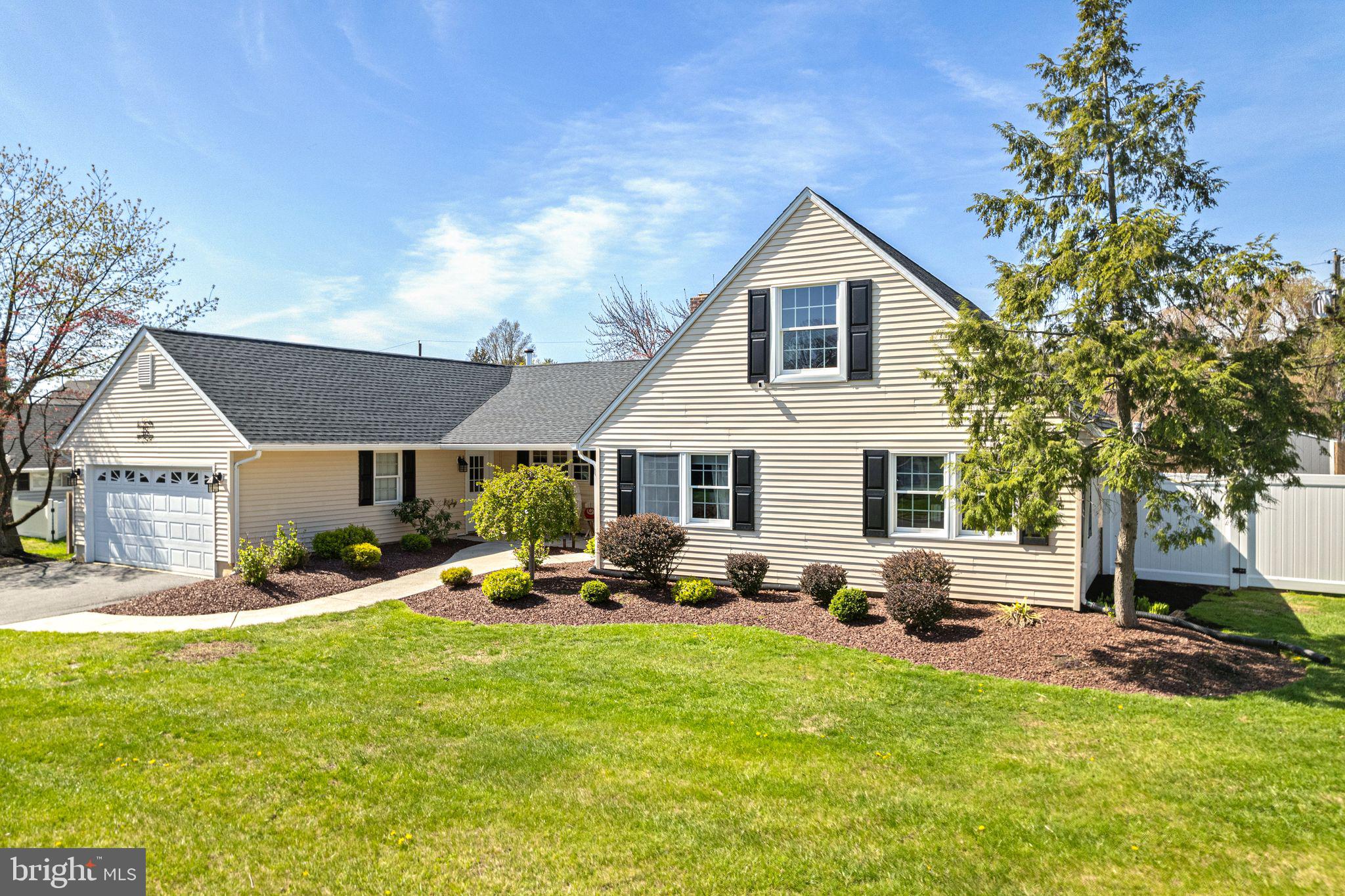 48 Silverbell Road Levittown, PA 19056 - Photo 2 of 35 a view of a house with backyard and sitting area