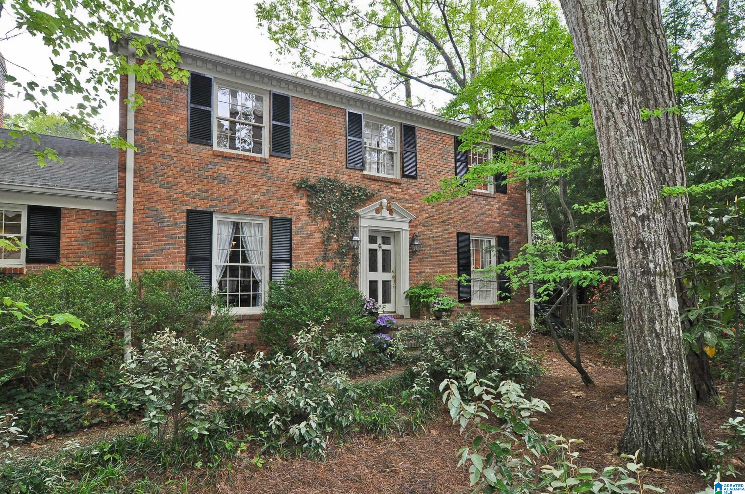 4624 Pine Mountain Road Birmingham, AL 35213 - Photo 1 of 37