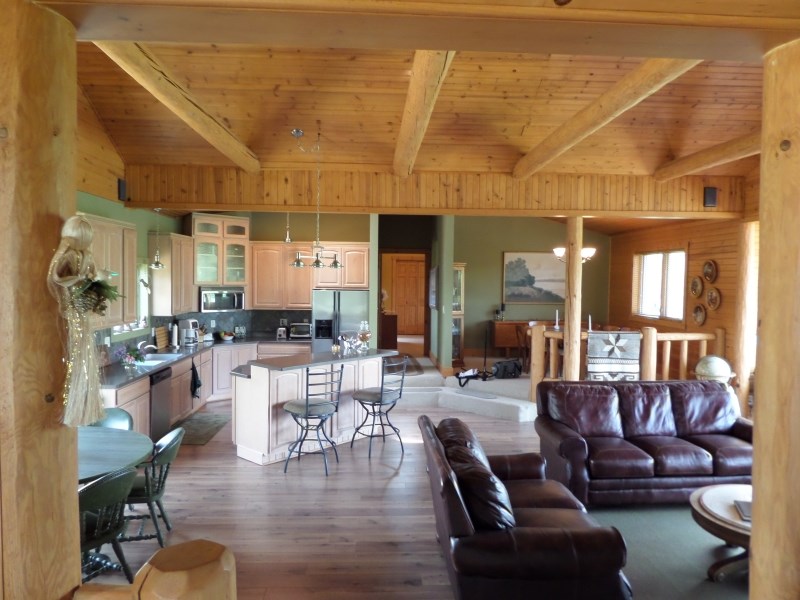 4880 Eddie Road Winnebago, IL 61088 - Photo 13 of 25 Gallery Image 13