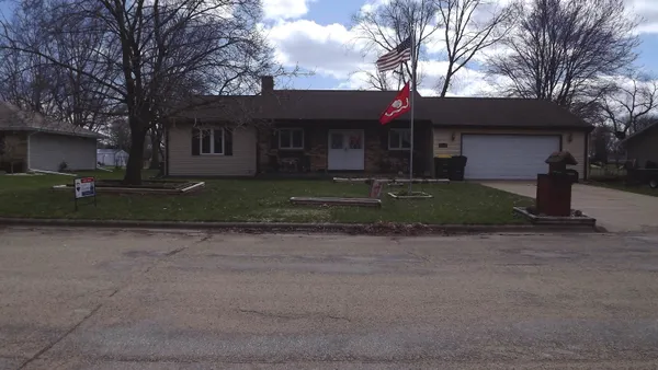 $300,000 | 1202 East Iowa Street, Prairie du Chien, WI 53821