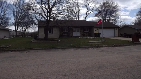 $300,000 | 1202 East Iowa Street, Prairie du Chien, WI 53821