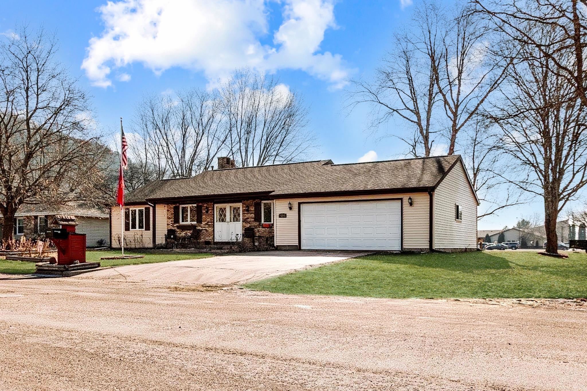1202 East Iowa Street Prairie du Chien, WI 53821 - Photo 4 of 52