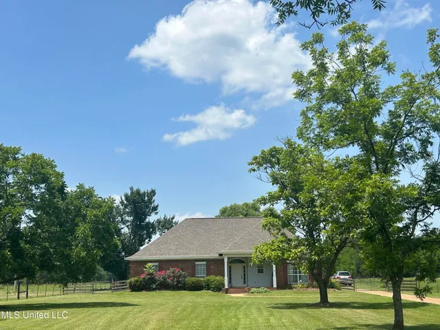 $350,000 | 380 Green Acres Drive, Canton, MS 39046