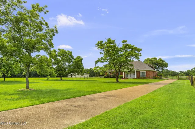 $350,000 | 380 Green Acres Drive, Canton, MS 39046