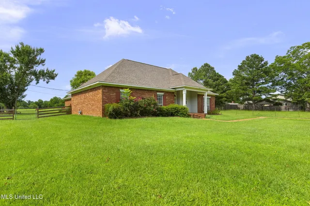 $350,000 | 380 Green Acres Drive, Canton, MS 39046