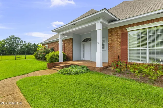 $350,000 | 380 Green Acres Drive, Canton, MS 39046