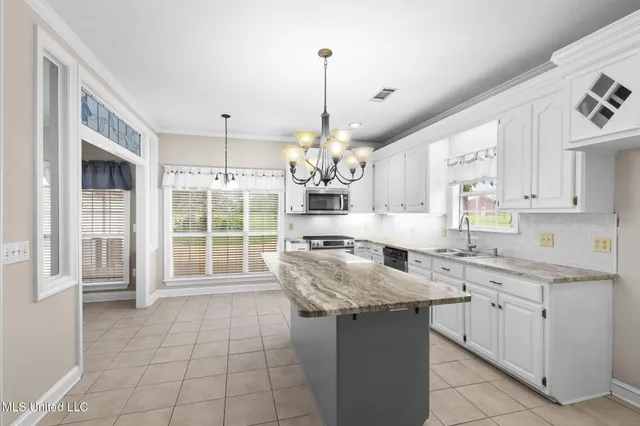 $350,000 | 380 Green Acres Drive, Canton, MS 39046