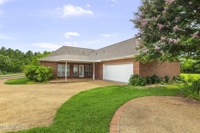 $350,000 | 380 Green Acres Drive, Canton, MS 39046