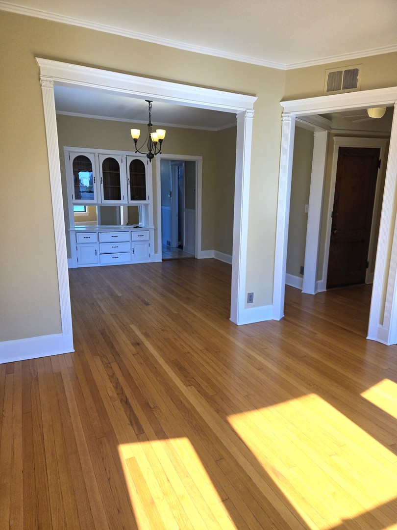 5208 North Clark Street, Unit 3 Chicago, IL 60640 - Photo 5 of 15