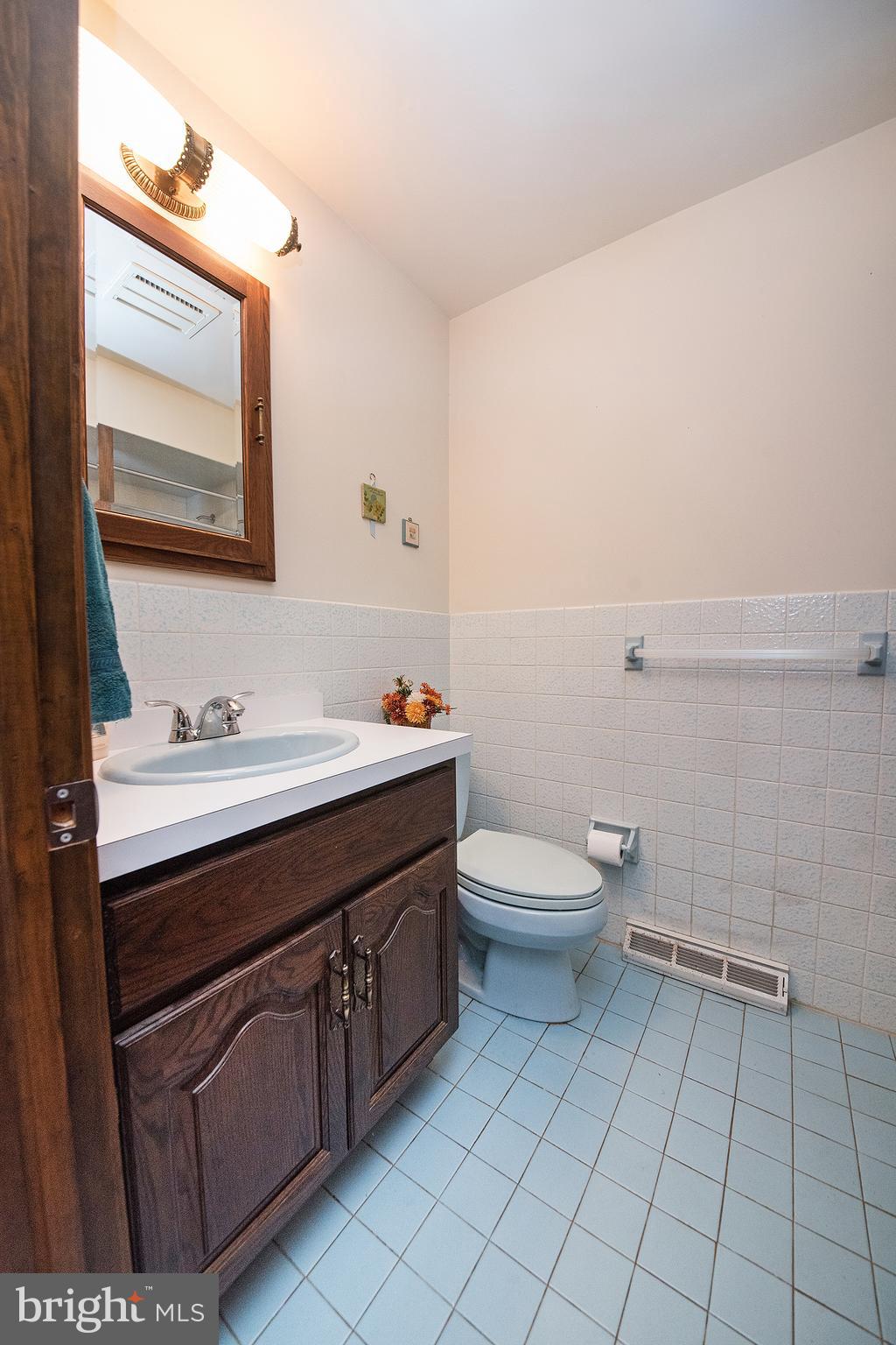 26 Georgetown Road Bordentown, NJ 08505 - Photo 14 of 39 Bathroom 2