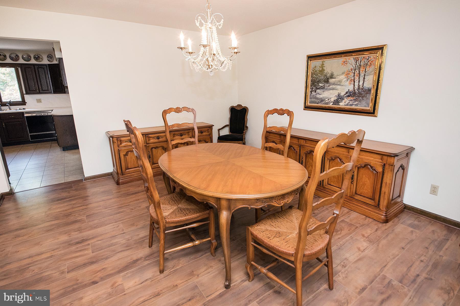 26 Georgetown Road Bordentown, NJ 08505 - Photo 18 of 39 Dining room