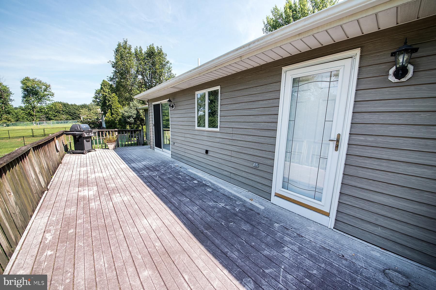 26 Georgetown Road Bordentown, NJ 08505 - Photo 30 of 39 Deck