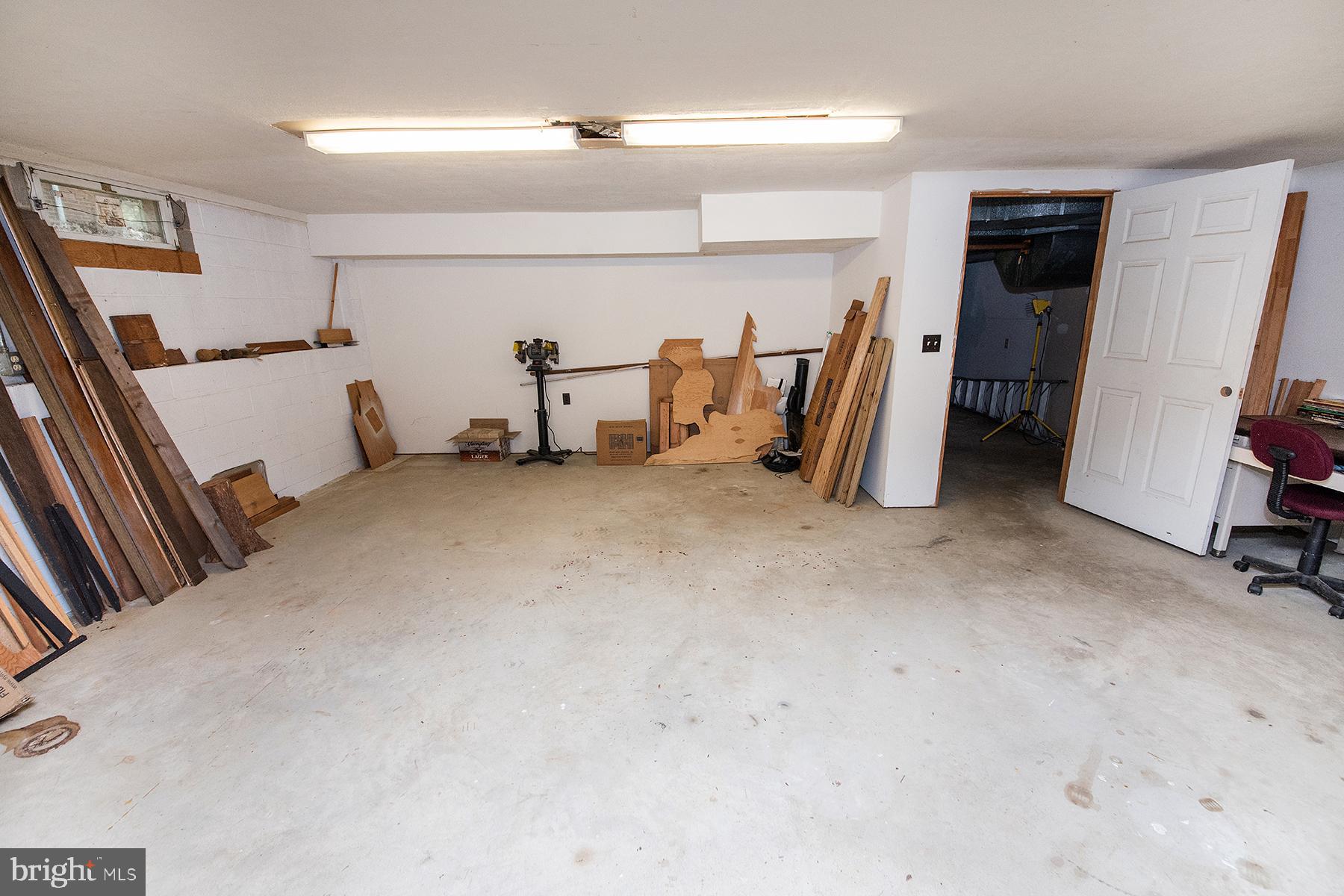 26 Georgetown Road Bordentown, NJ 08505 - Photo 32 of 39 Basement workshop